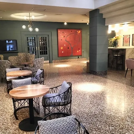 De Castilla Hotel 4*